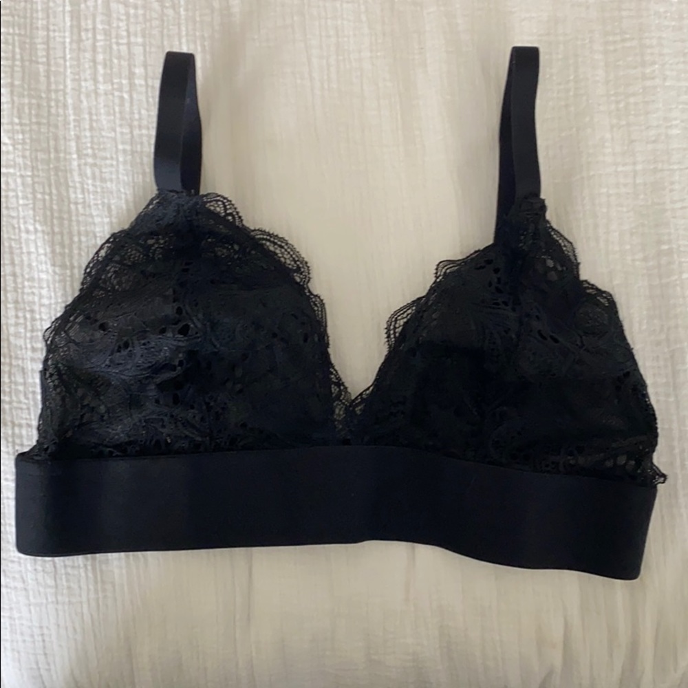 Lively Long-Lined Lace Bralette Black